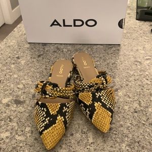Aldo Adrelini slide. Size 7.5, euro 38